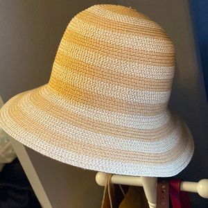 Hats! 2 felt. 1 straw. Deal for all 3! Or will sell individually.